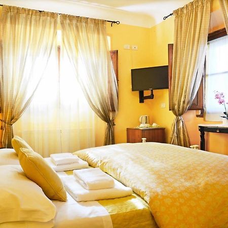 Sani Tourist House Hotel Флоренция Екстериор снимка