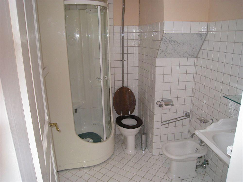 Sani Tourist House Hotel Флоренция Екстериор снимка