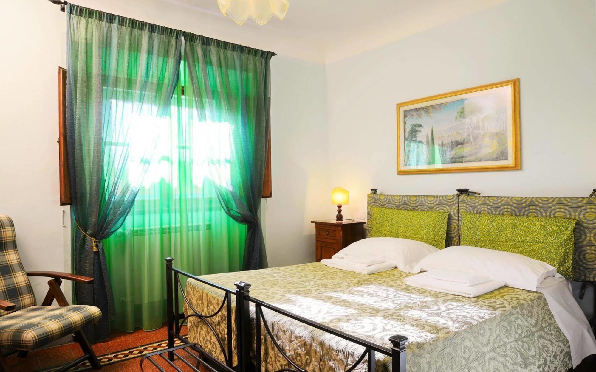 Sani Tourist House Hotel Флоренция Екстериор снимка