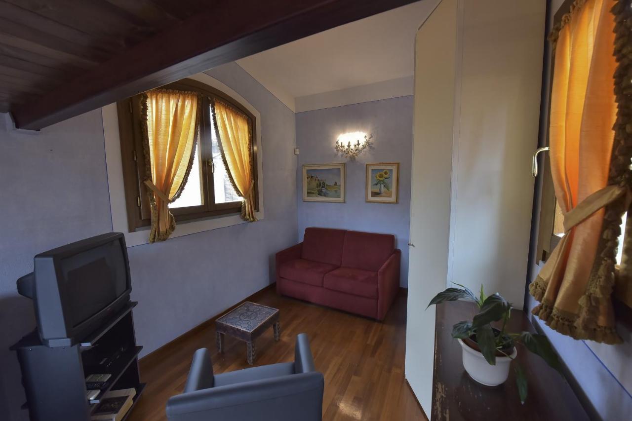 Sani Tourist House Hotel Флоренция Екстериор снимка